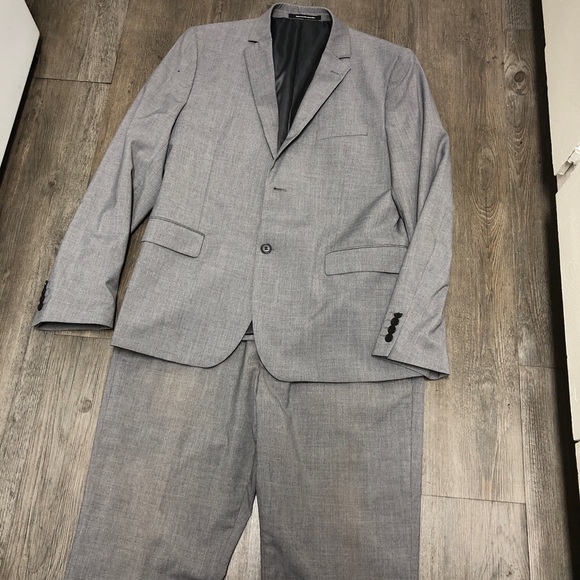 H&M Light Gray Men's Suit - Picture 3 of 14
